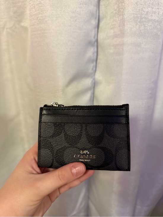 Coach Accessories - Coach Black Signature Zip Card Case